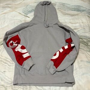 Supreme Hoodie